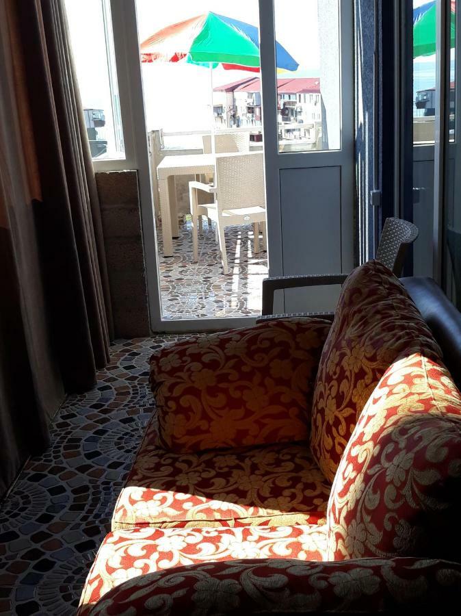 Beso'S Apartment With Sea Wiev Batumi Zewnętrze zdjęcie